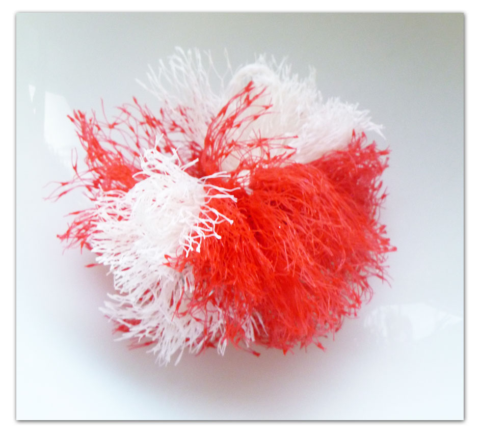DIY Pot Scrubber from Just a Potato Sack and a String!