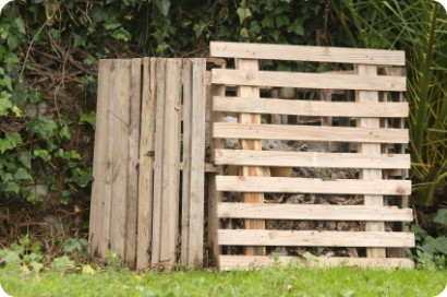 Grow. Eat. Repeat: DIY Pallet Gardens
