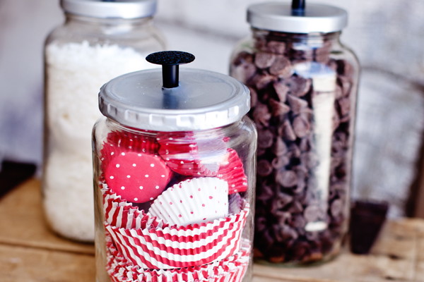 DIY: Apothecary Jars