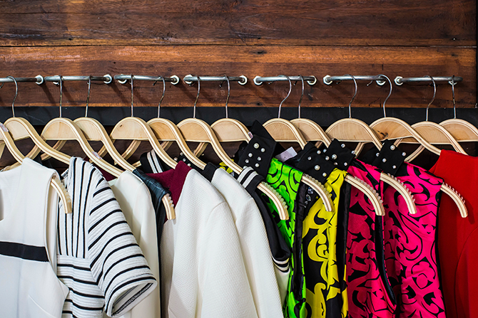 6 Tips to Declutter and Organize Your Closet