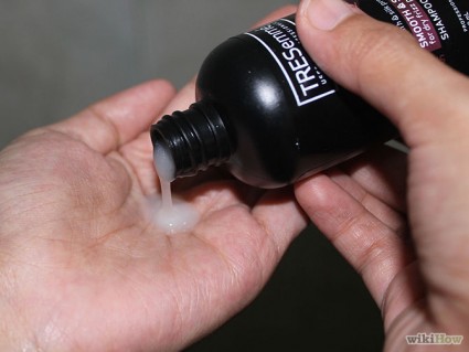 670px-Shampoo-and-Condition-Your-Hair-Step-4-Version-2