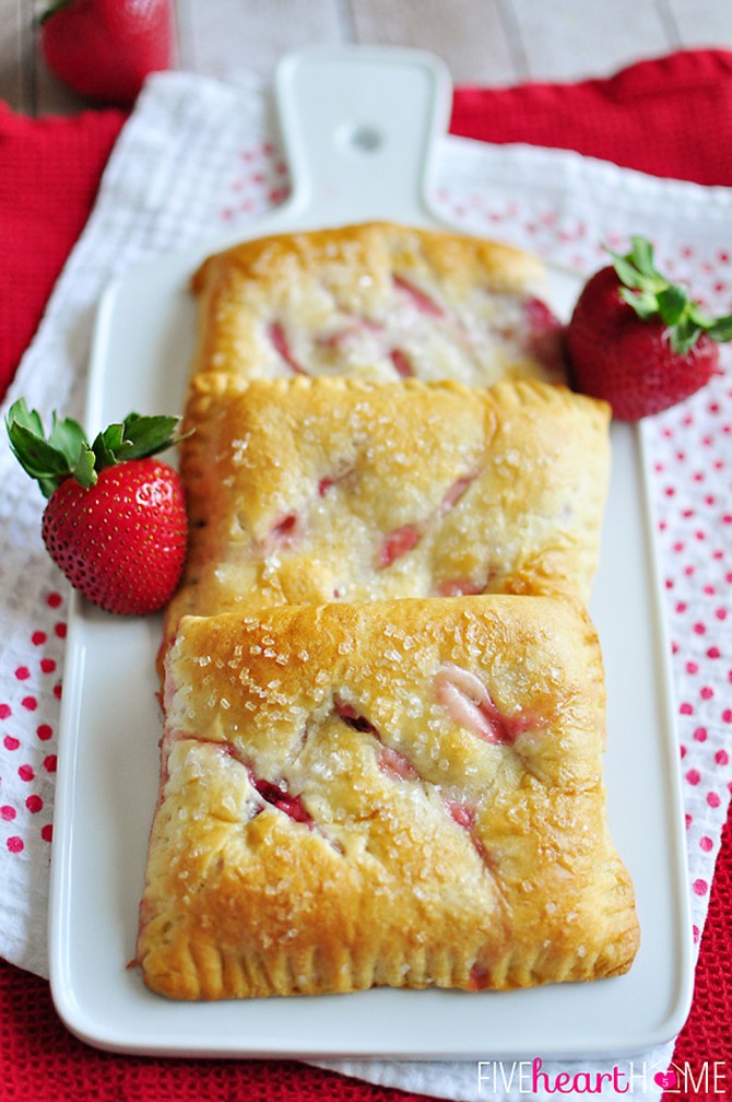 strawberry-cream-cheese-pastry