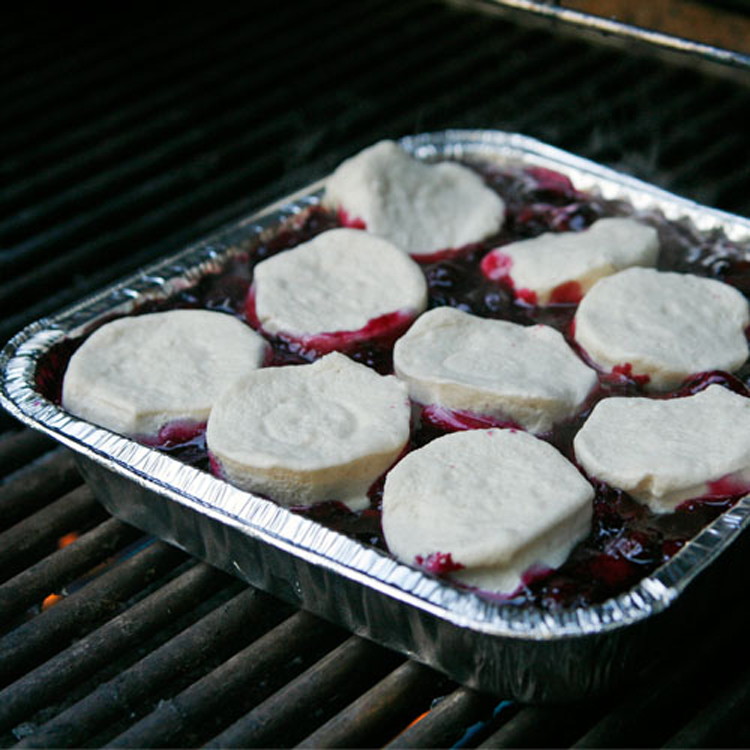 grilled-blueberry-cobbler