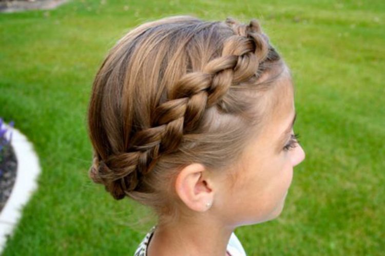 15 Cute & Easy Back-to-School Hairstyles for Girls