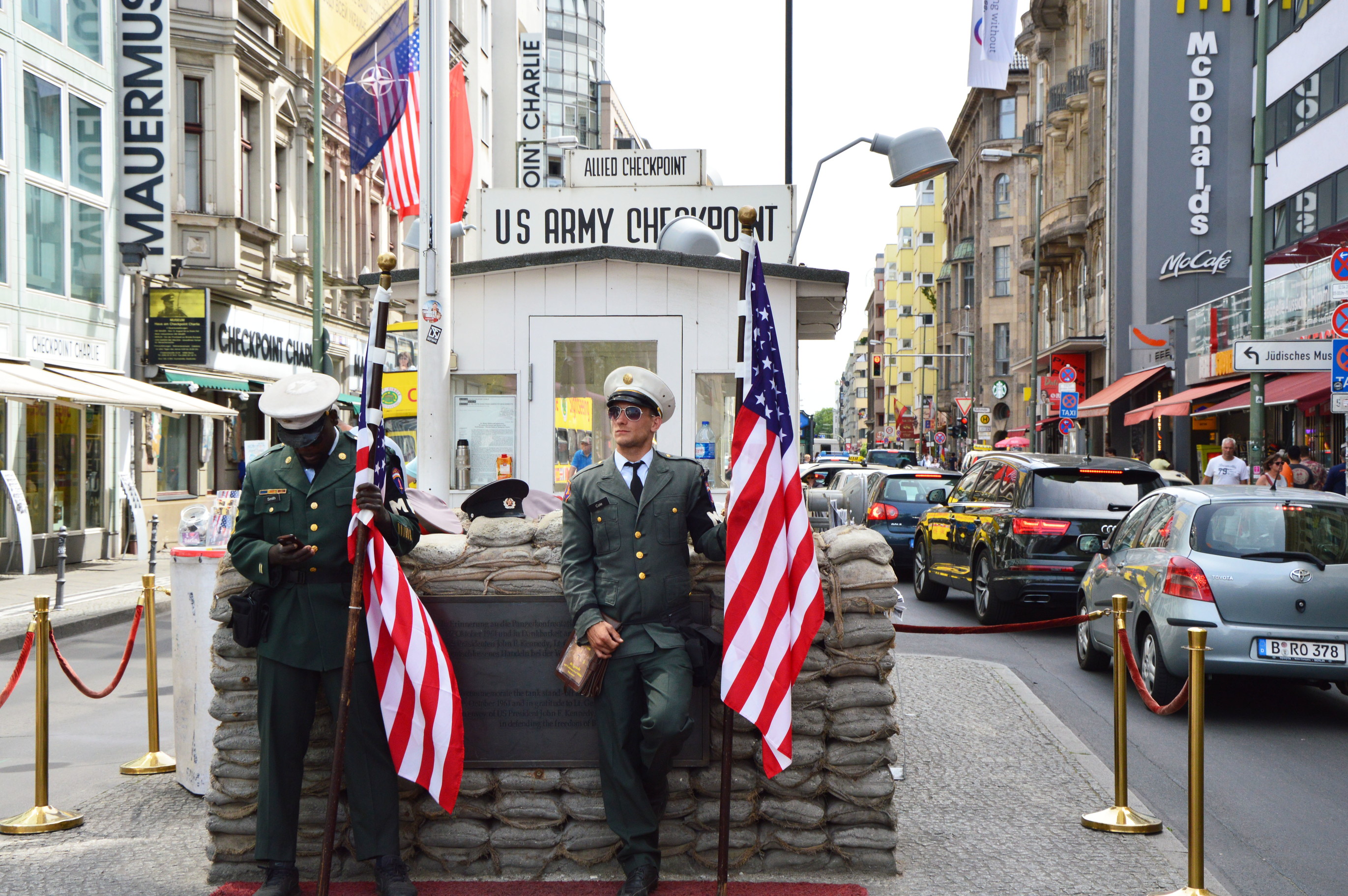 gap military discount