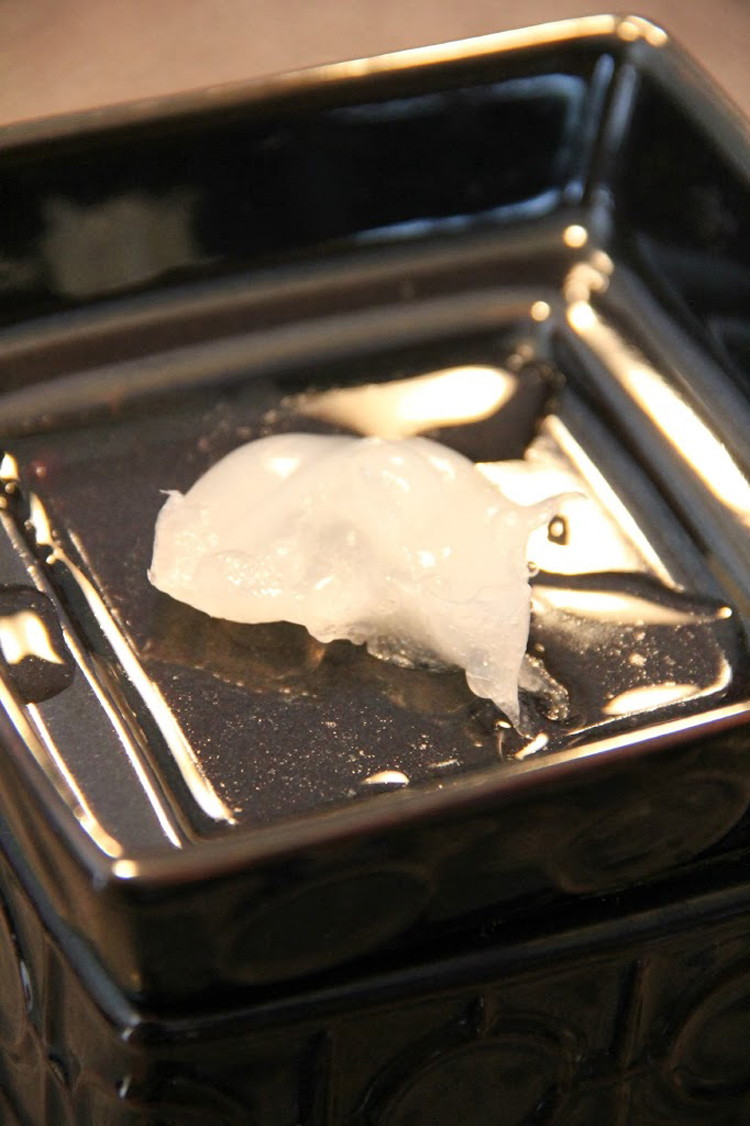 Add 1 tablespoon of water and 1 tablespoon of Vicks to a wax warmer for soothing vapors when you're sick.