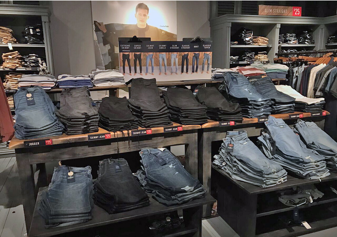 hollister jeans store