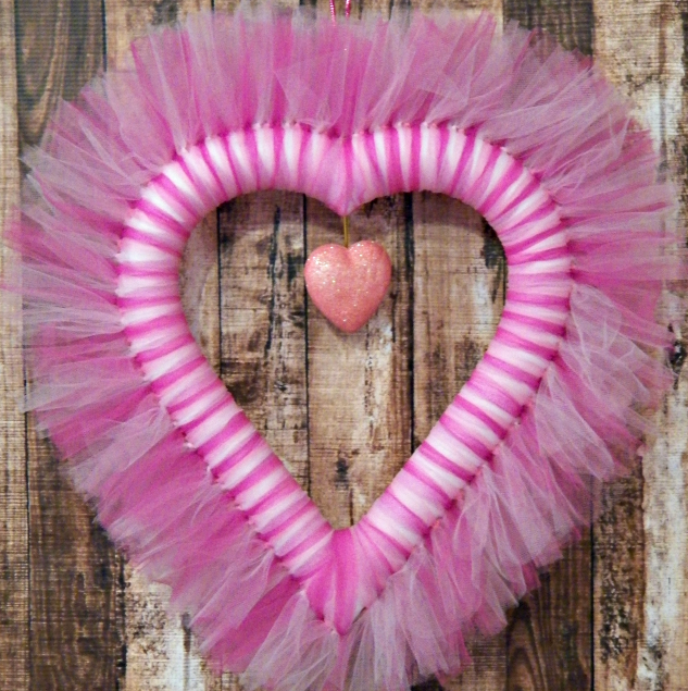 20 Easy Diy Wreath Ideas For Valentine S Day The Krazy Coupon Lady Use Tulle To Make A Heart Wreath