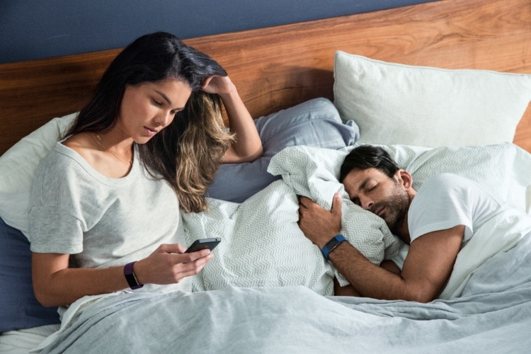 Receive a bedtime reminder to help you wind down for sleep.
