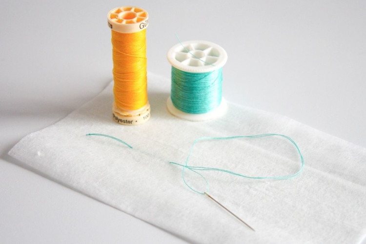 Keep your thread knot free.