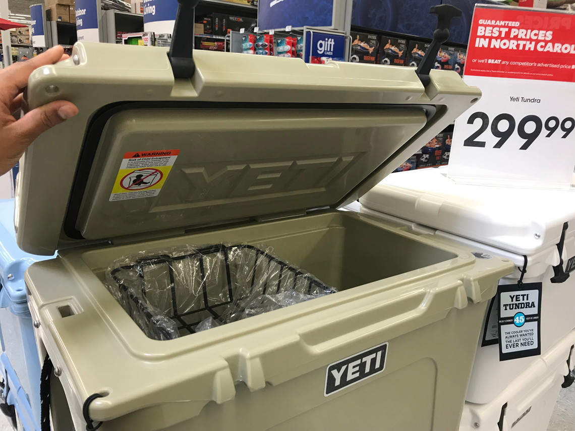 Get The Yeti Hopper Two 20 Cooler For Just 206 99 Shipped Beating S By A Whopping 43 00 Check Out These Deals