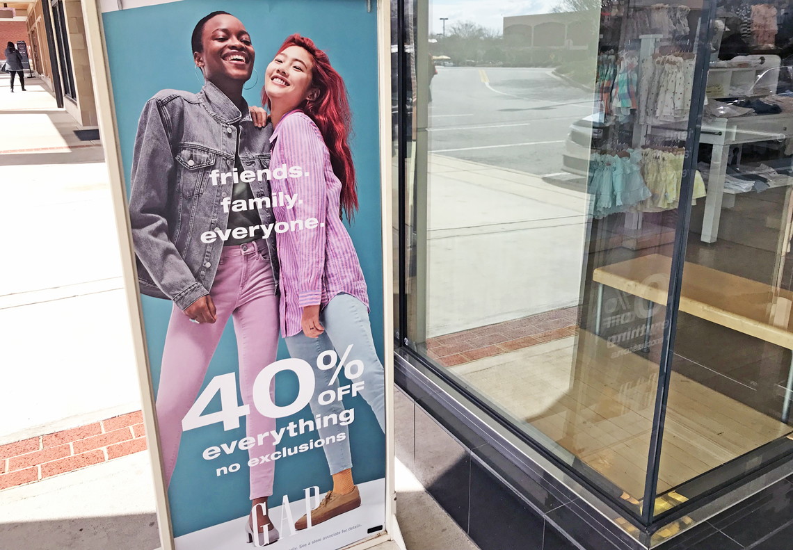 gap friends and family sale