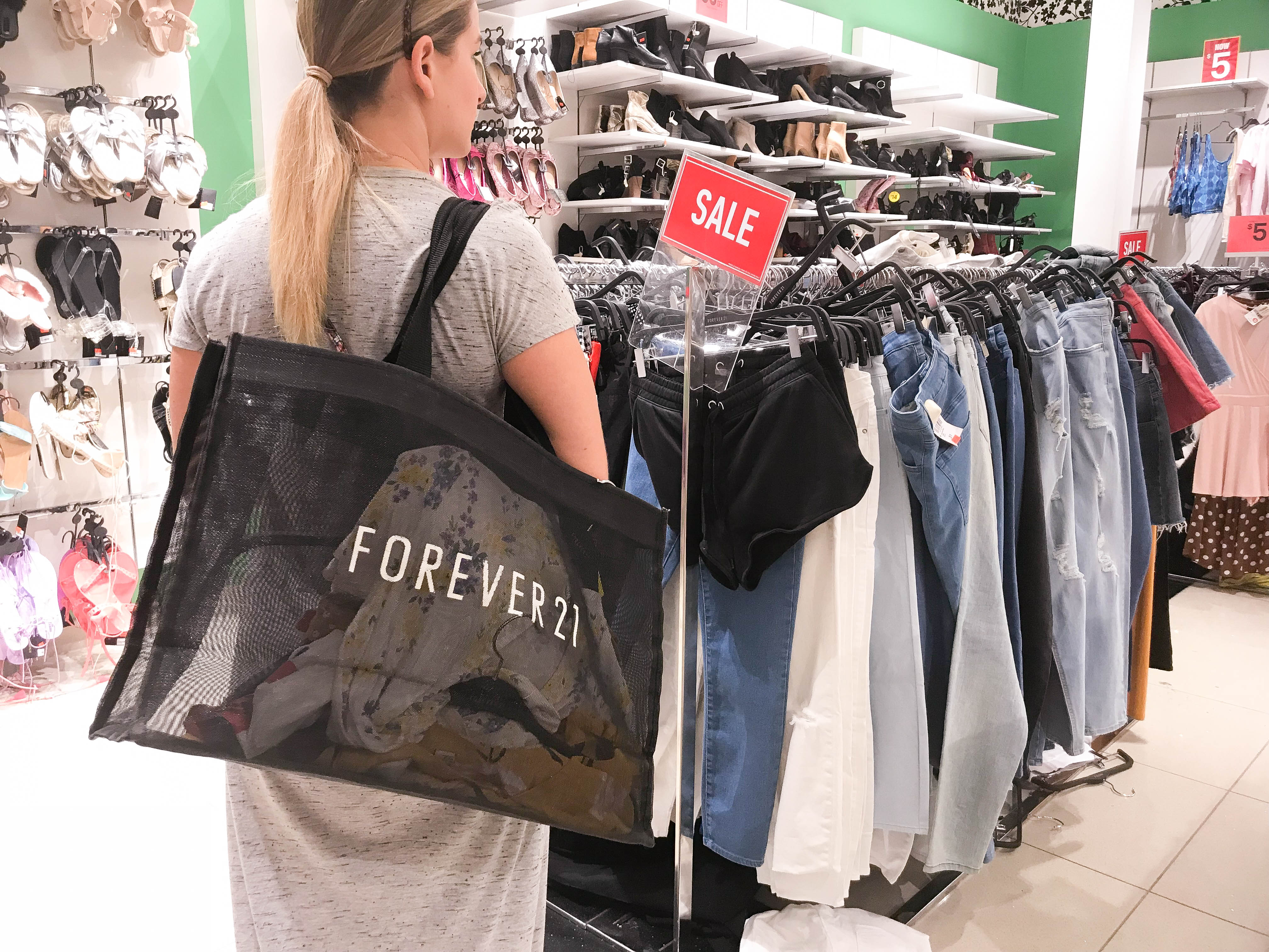 22 Ways To Save At Forever 21 That Your Friends Probably Don T