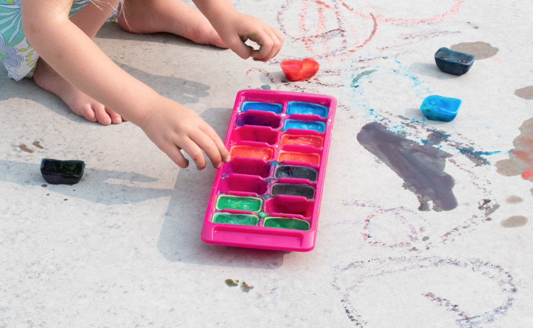 20 Amazing DIY Ice Cube Tray Hacks