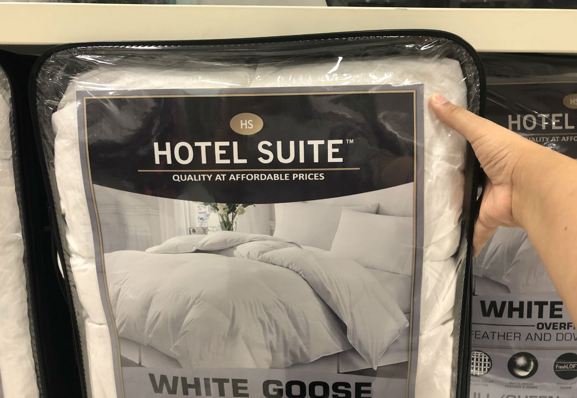 hotel suite white goose feather & down comforter