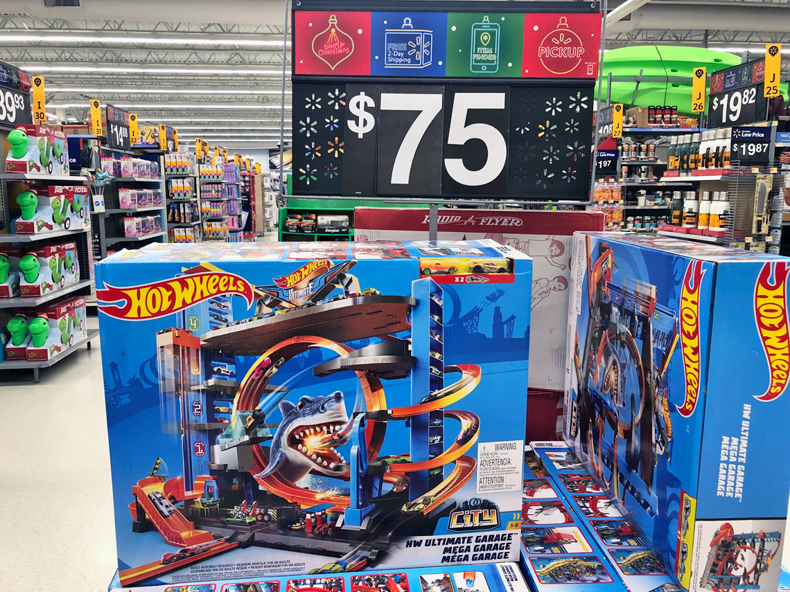 hot wheels tower shark