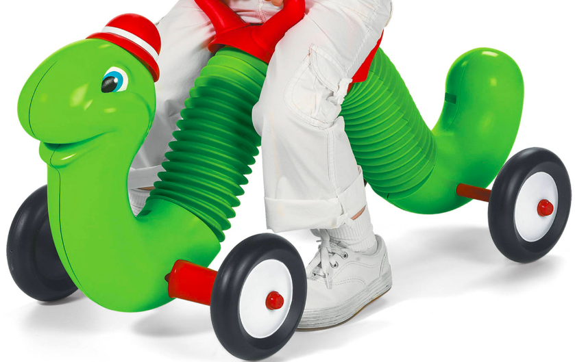 radio flyer inchworm amazon