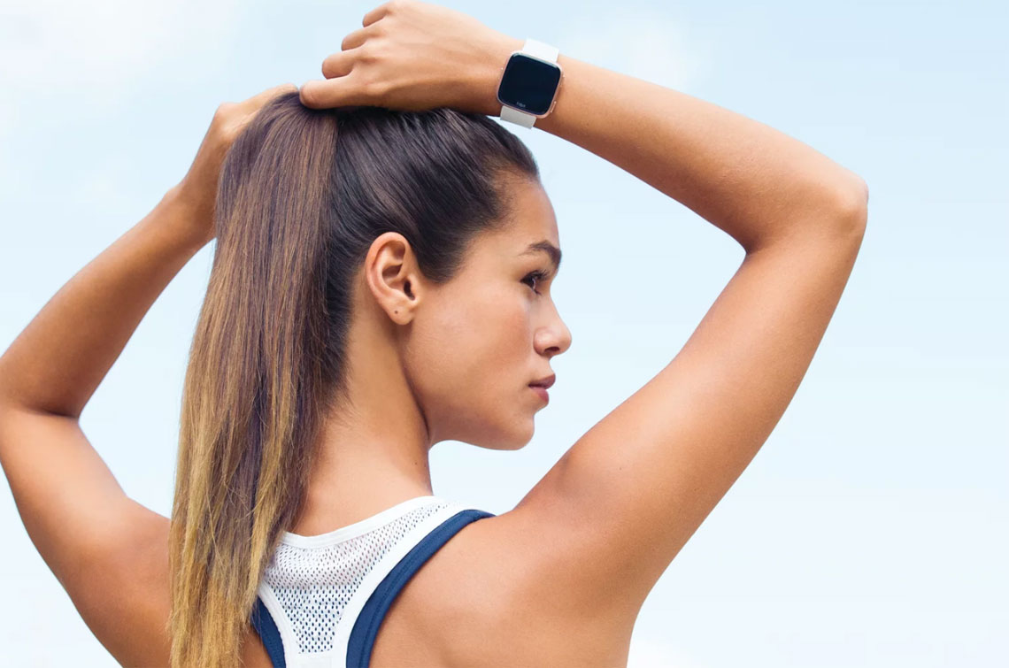 fitbit charge 3 unisex black elastomer band touchscreen smart watch 22.7 mm