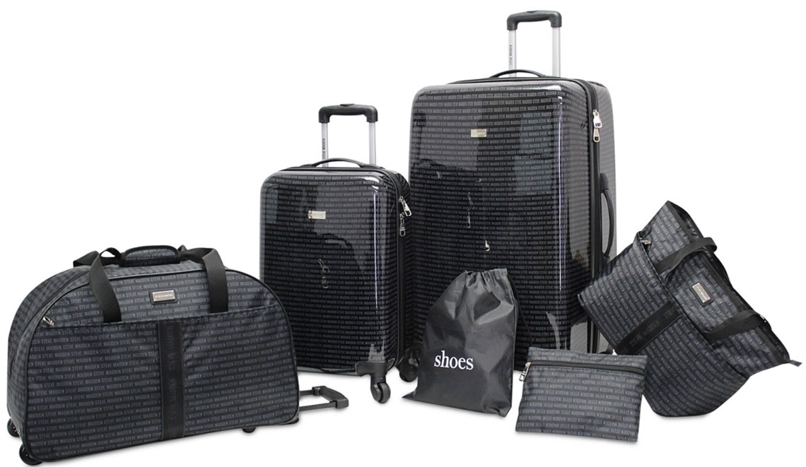 macy's luggage set $59.99