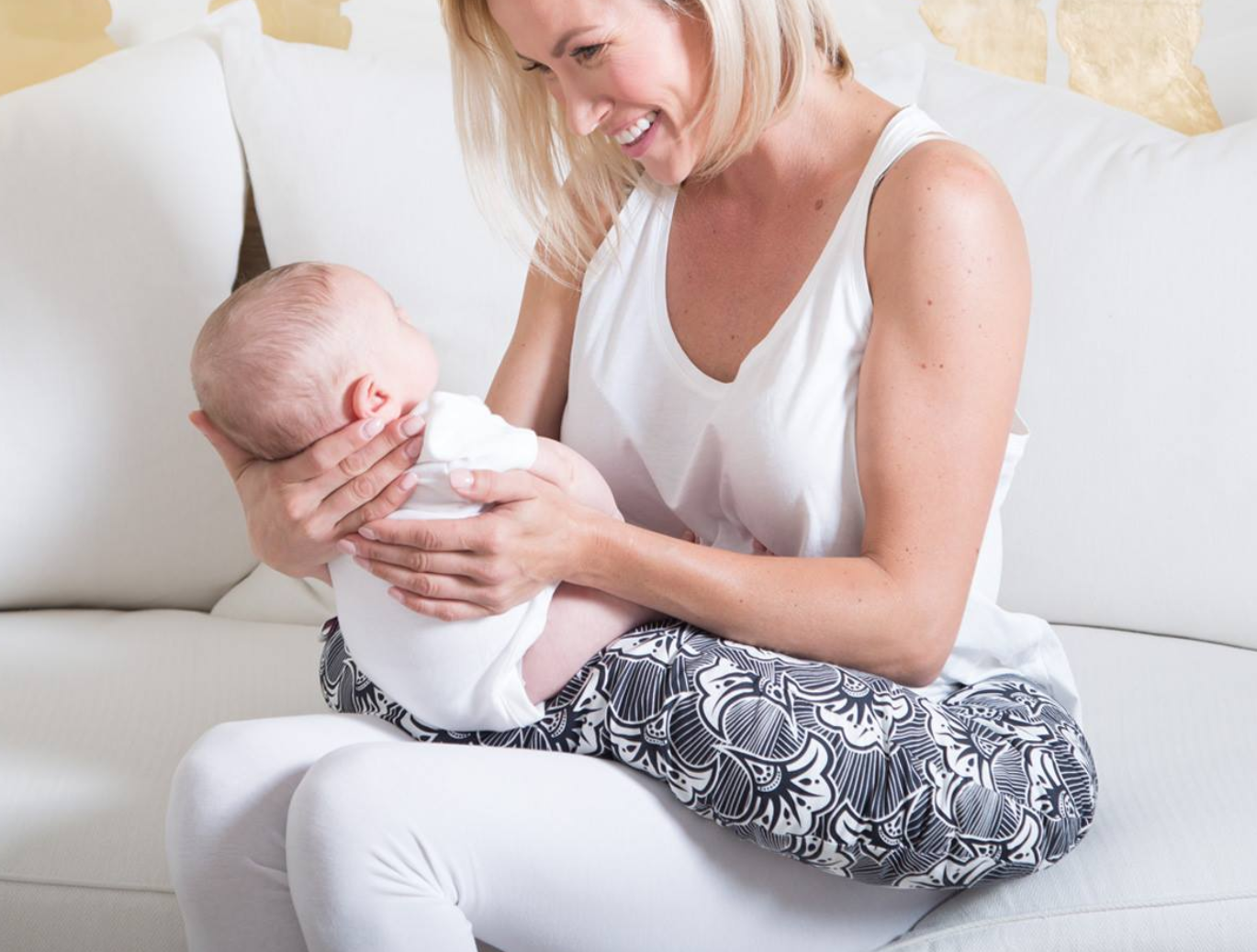 Score A Free Nursing Pillow 40 Value Just Cover Shipping