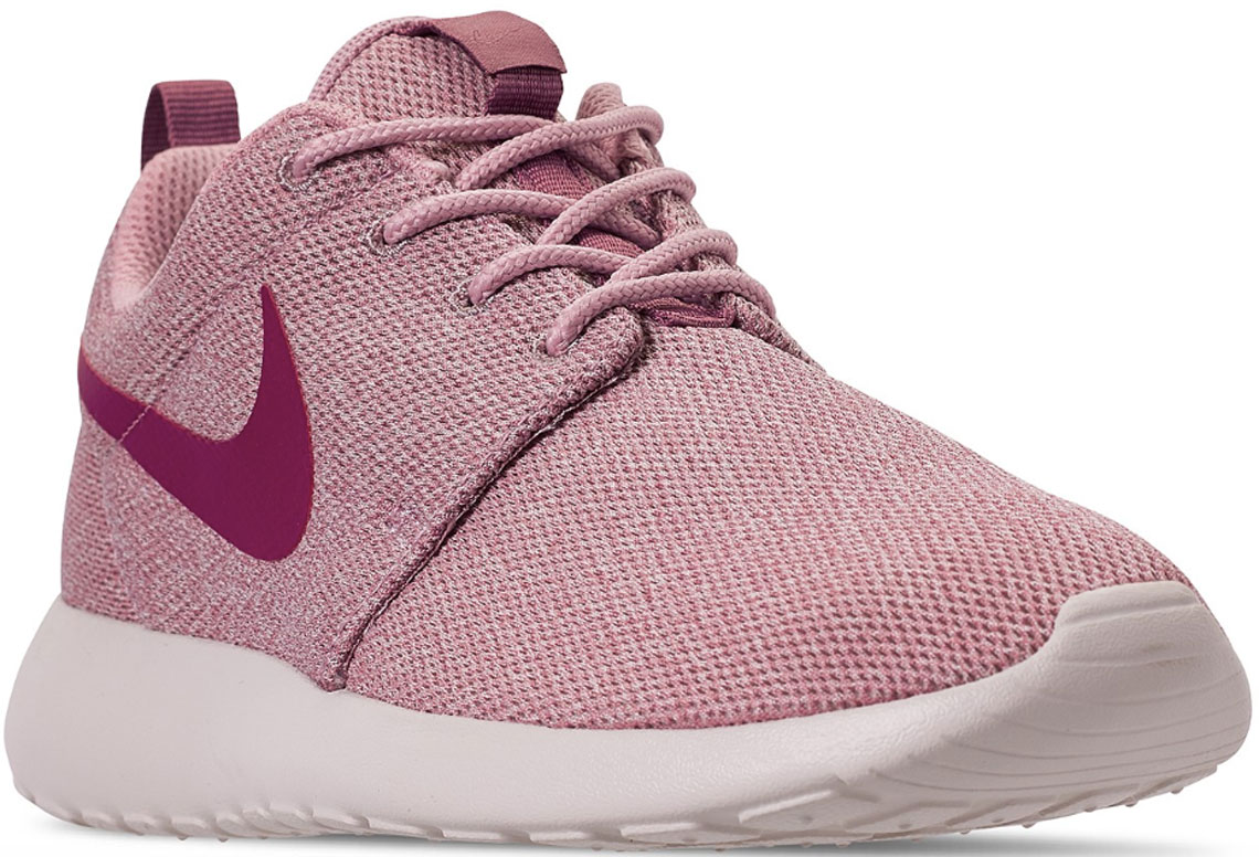Variety of Styles! Women&#39;s Nike Shoe Clearance at Macy&#39;s! - The Krazy Coupon Lady