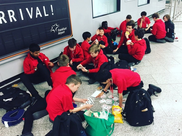 cards-airport