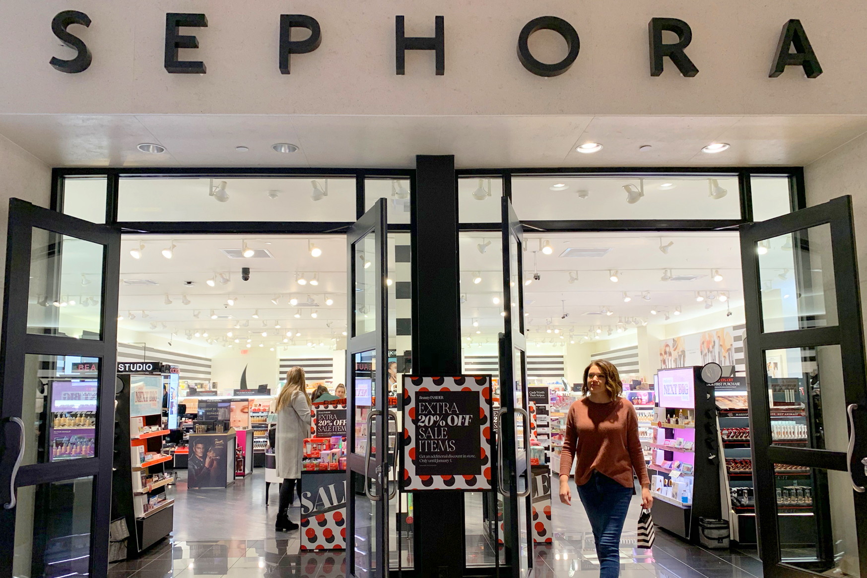 Sephora to open 60 new stores next year plus 200 shops in Kohl's