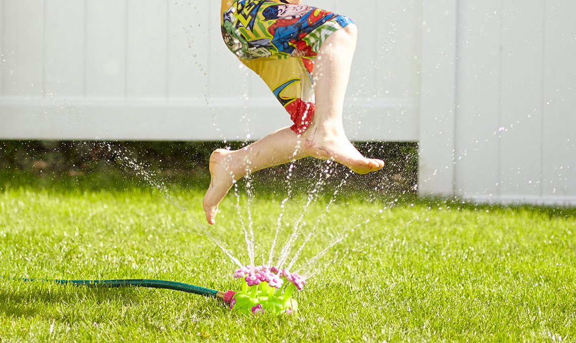 melissa and doug flower sprinkler