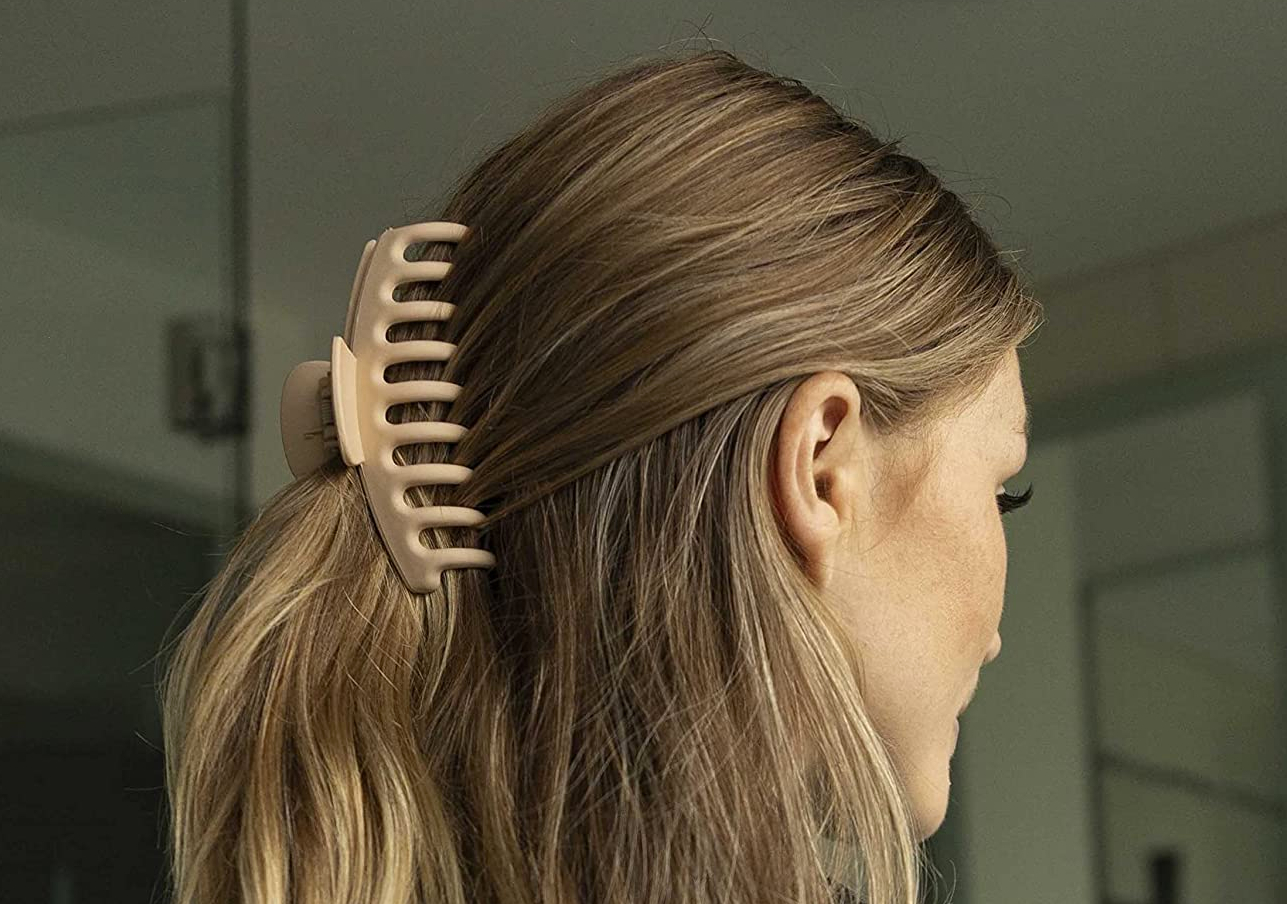 Secure Your Hair With These $ Bestselling Hair Clips on Amazon - The  Krazy Coupon Lady